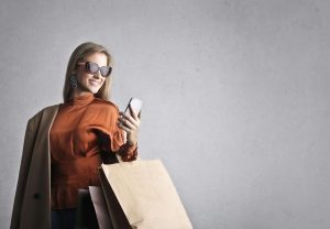 Seamless Shopping: Bridging the Gap Between Online and Offline