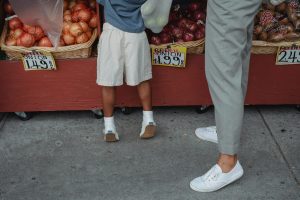 Carbon-Neutral Shopping: Retailers Leading the Eco-Friendly Charge