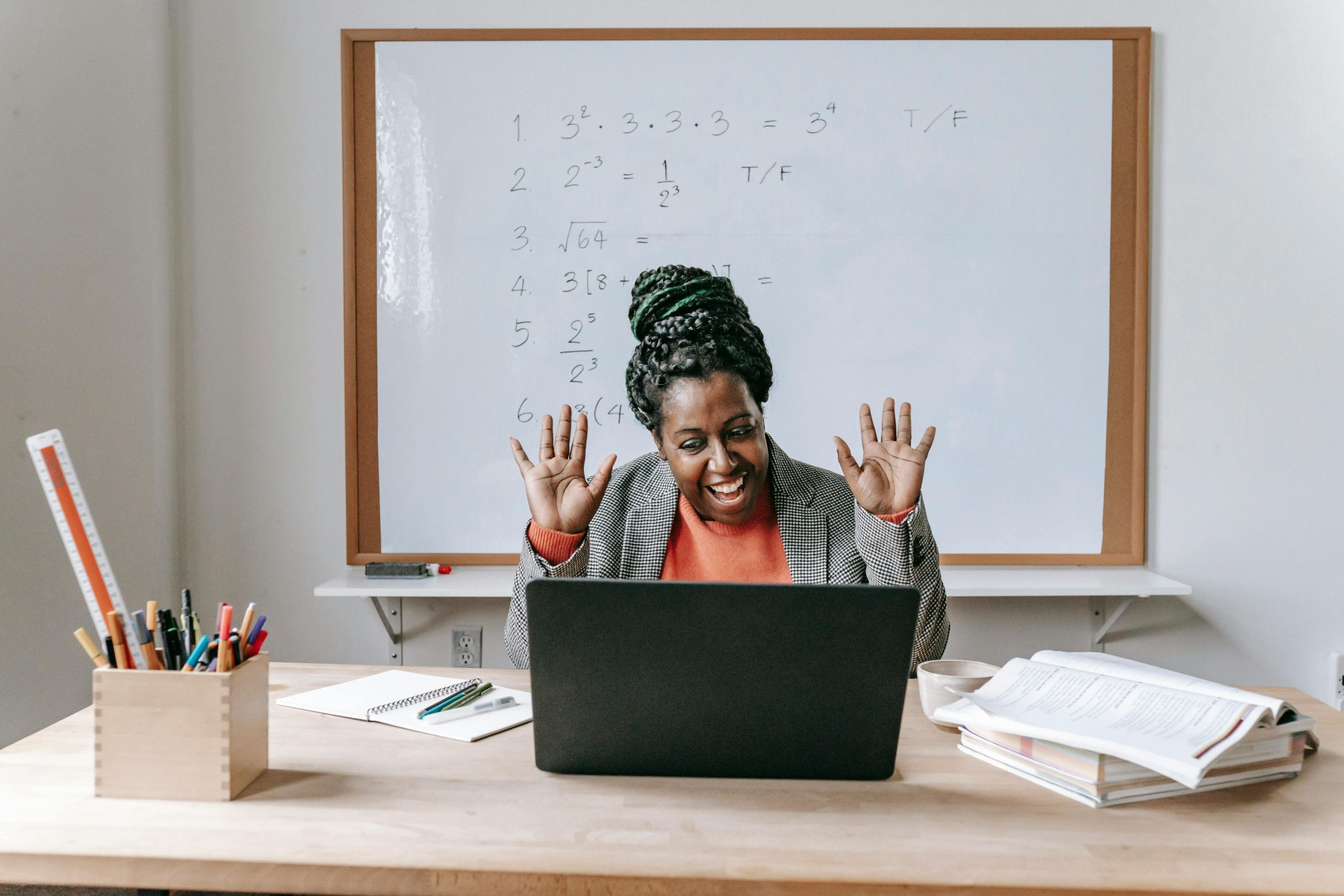 Digital Skills for Educators: Keeping Pace with Technological Change