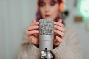 Voice Search Optimization: Preparing Your Brand for Audio Shoppers