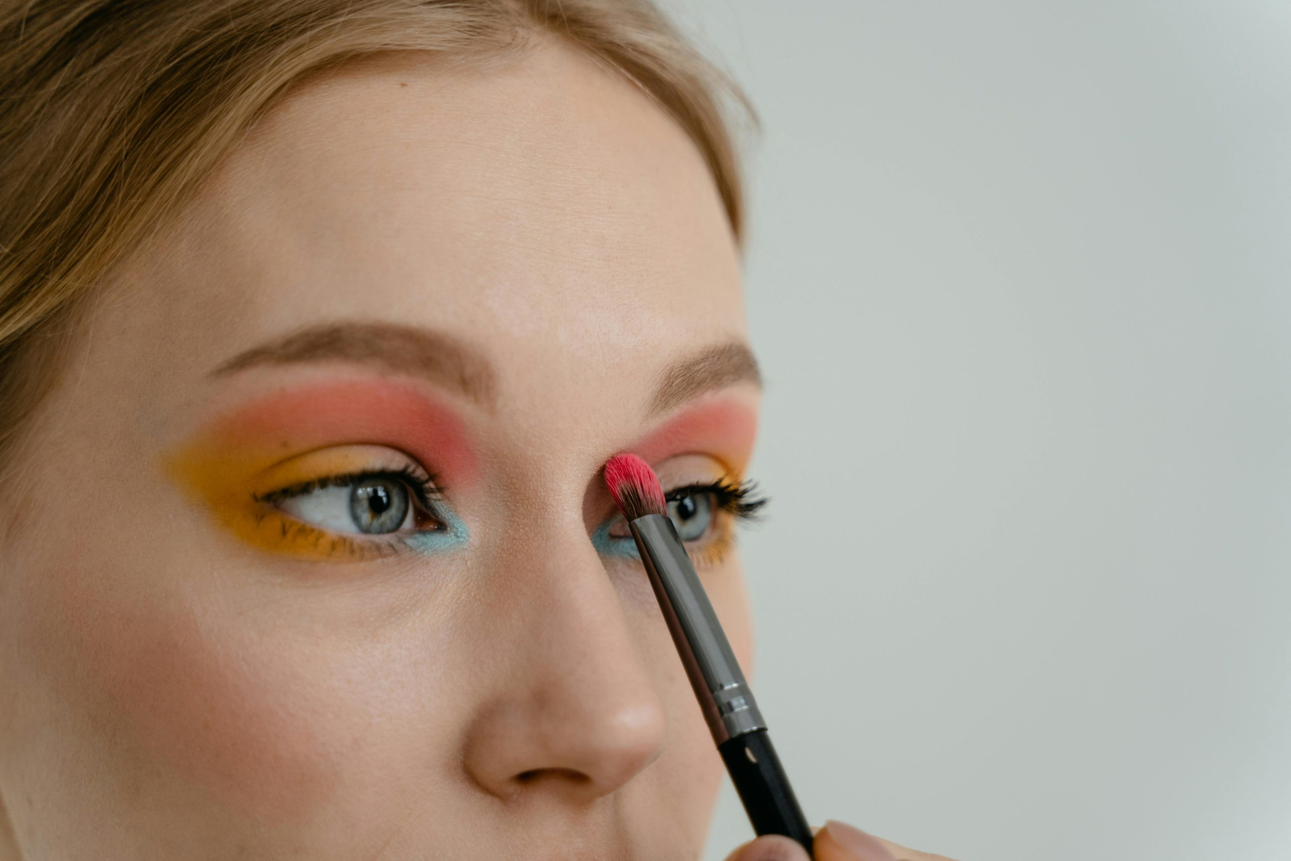 Makeup Testing Goes Digital: AR in the Beauty Industry